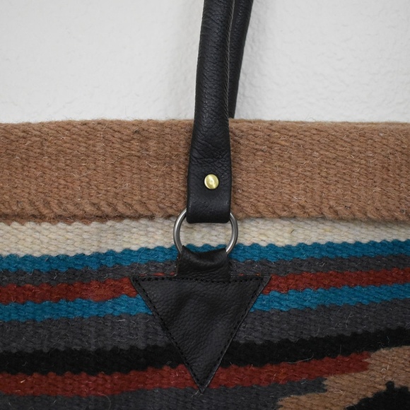 Southwest Boho Bag - Handwoven Wool Malibu Purse - Picture 5 of 8